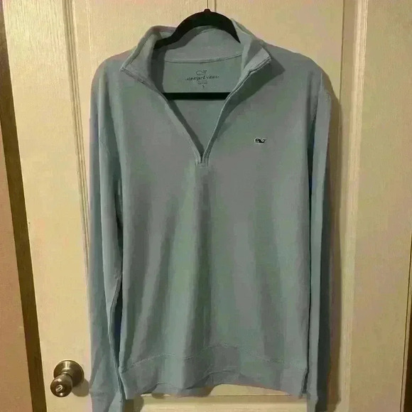 Vineyard Vines light blue 1/4‎ zip pull over size small - Picture 1 of 4